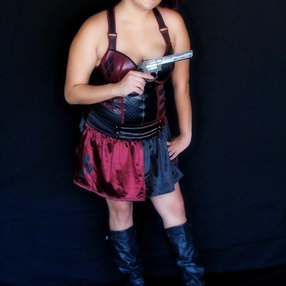 Sexy Harley Quinn Halloween Costume - Picture 8 of 8